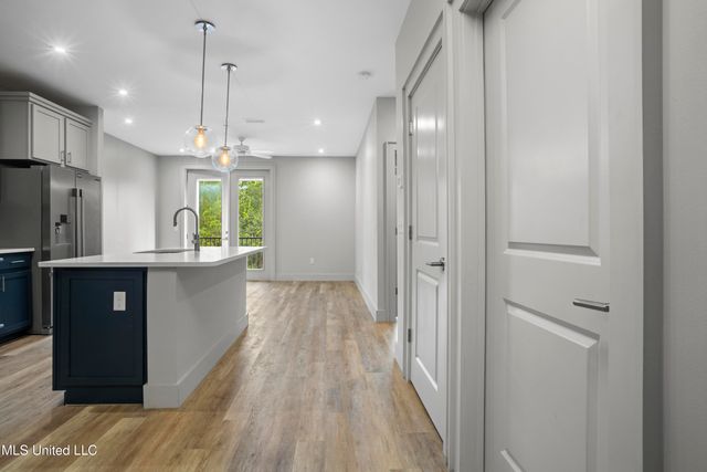 2501 Bienville Boulevard, 435, Ocean Springs, MS 39564