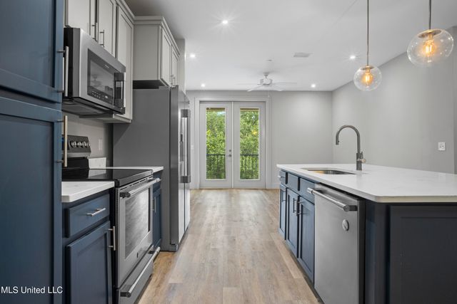 2501 Bienville Boulevard, 435, Ocean Springs, MS 39564