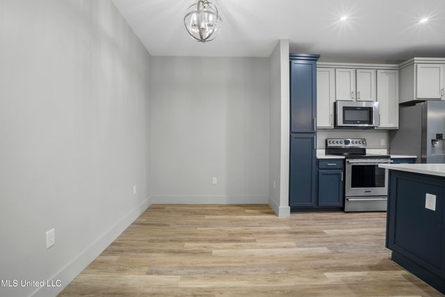 2501 Bienville Boulevard, 435, Ocean Springs, MS 39564