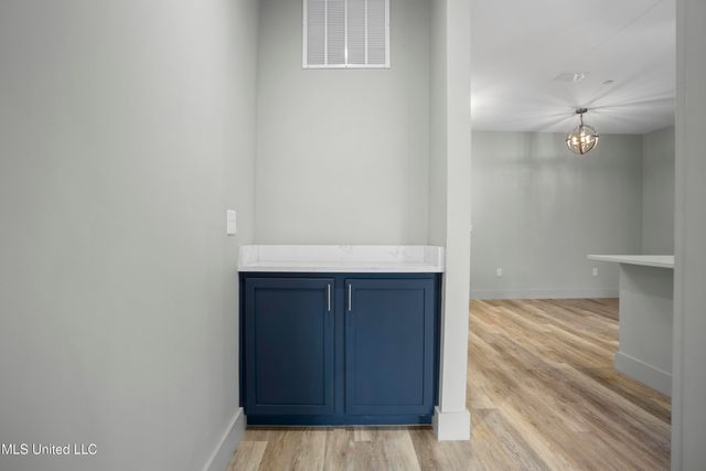 2501 Bienville Boulevard, 435, Ocean Springs, MS 39564