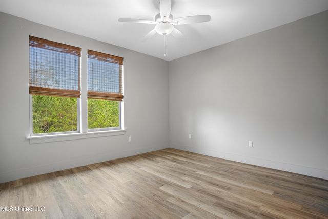 2501 Bienville Boulevard, 435, Ocean Springs, MS 39564