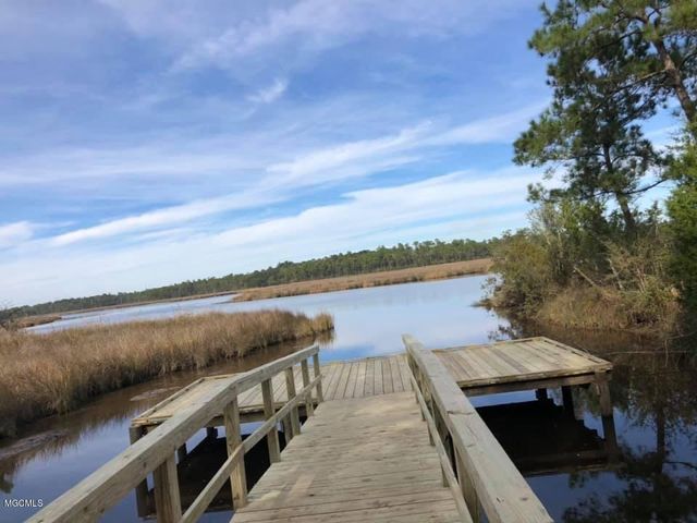 2501 Bienville Boulevard, 435, Ocean Springs, MS 39564