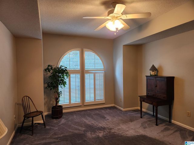 1914 OMAHA DRIVE, Helena, AL 35080