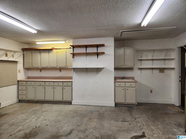 1914 OMAHA DRIVE, Helena, AL 35080