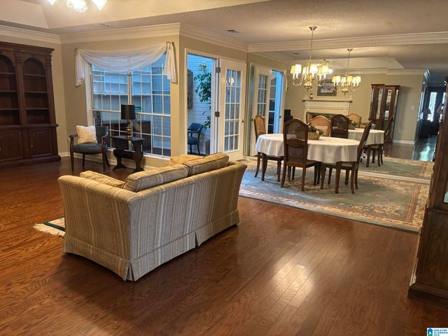 1914 OMAHA DRIVE, Helena, AL 35080