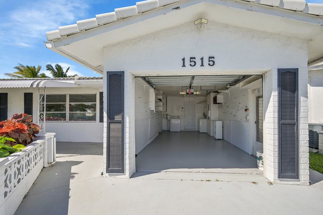 1515 SW 21st Street, Boynton Beach, FL 33426