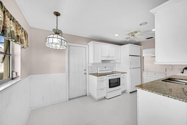 1515 SW 21st Street, Boynton Beach, FL 33426