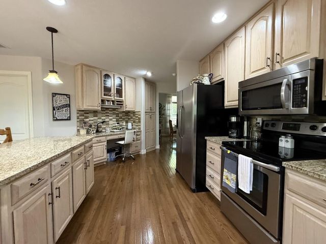 773 Pokeberry Lane, Lampe, MO 65681