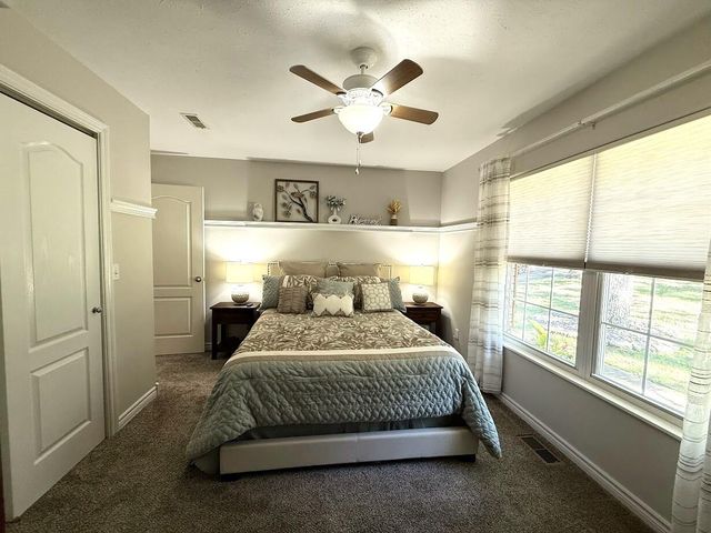 773 Pokeberry Lane, Lampe, MO 65681