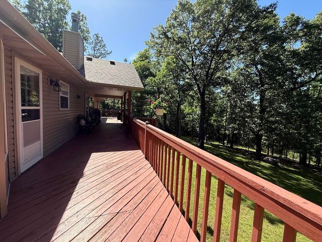 773 Pokeberry Lane, Lampe, MO 65681