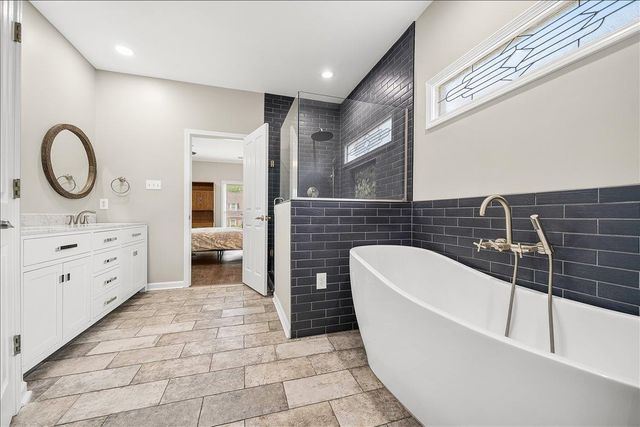 958 VIVIAN LEIGH LN, Collierville, TN 38017