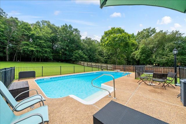958 VIVIAN LEIGH LN, Collierville, TN 38017
