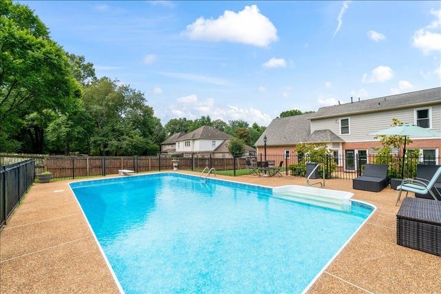 958 VIVIAN LEIGH LN, Collierville, TN 38017