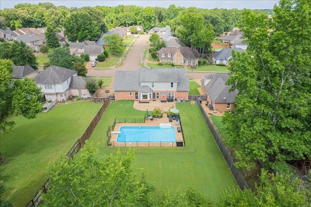 958 VIVIAN LEIGH LN, Collierville, TN 38017