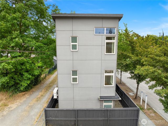 3323 Martin Luther King Jr Way S, Seattle, WA 98144