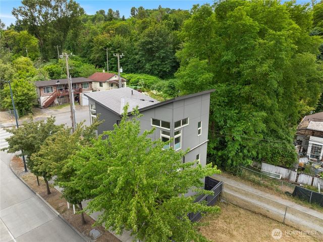 3323 Martin Luther King Jr Way S, Seattle, WA 98144