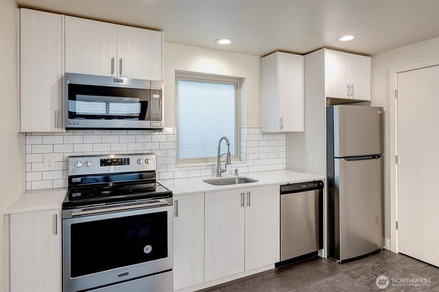 3323 Martin Luther King Jr Way S, Seattle, WA 98144