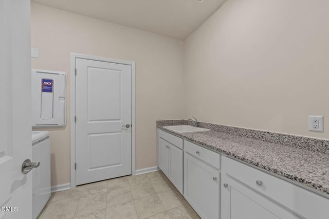 1616 Silver Spotted Way, Fuquay Varina, NC 27526