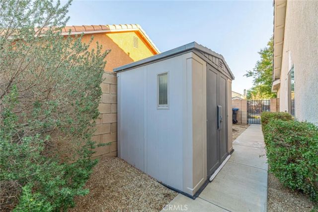 2027 Ogden Lane, Lancaster, CA 93535