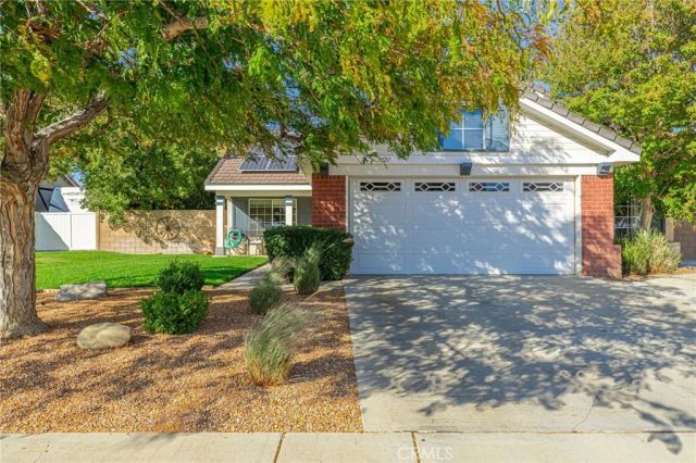 2027 Ogden Lane, Lancaster, CA 93535