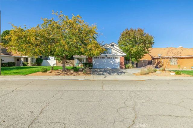 2027 Ogden Lane, Lancaster, CA 93535