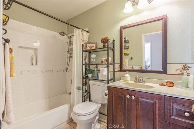 2027 Ogden Lane, Lancaster, CA 93535