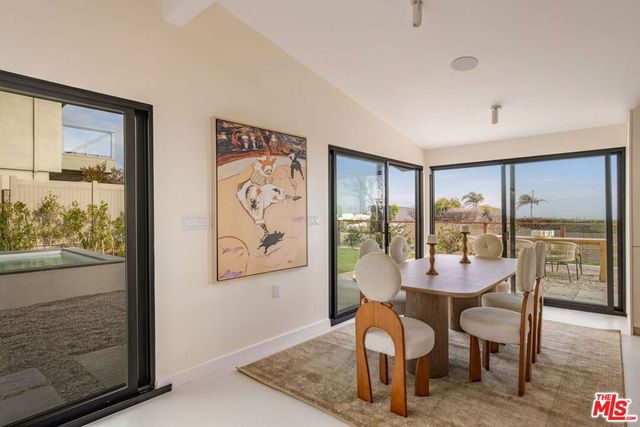 3748 Seahorn Drive, Malibu, CA 90265