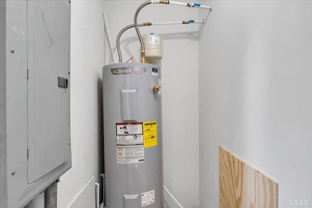 471 Briar Cliff Circle, Lynchburg, VA 24502