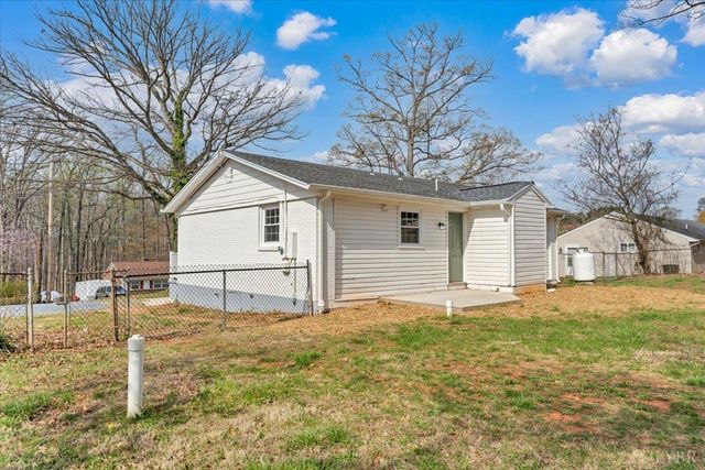 471 Briar Cliff Circle, Lynchburg, VA 24502