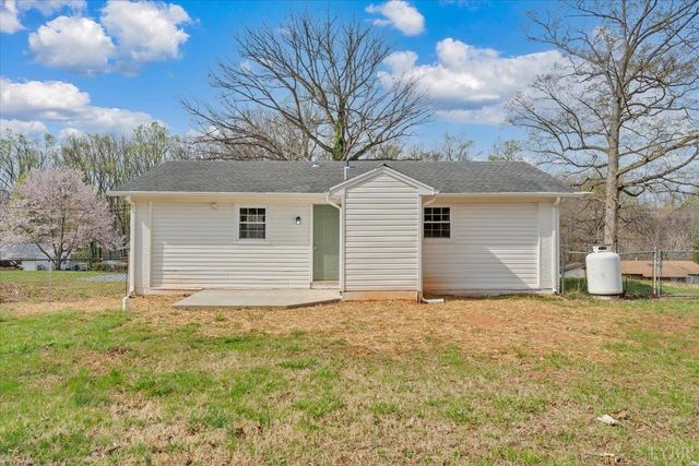 471 Briar Cliff Circle, Lynchburg, VA 24502