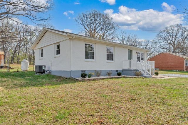 471 Briar Cliff Circle, Lynchburg, VA 24502