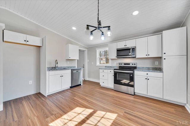 471 Briar Cliff Circle, Lynchburg, VA 24502