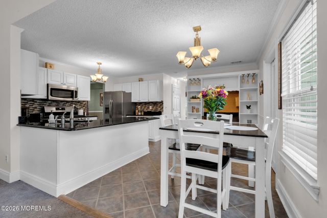 19 Grand Teton Avenue, Howell, NJ 07731