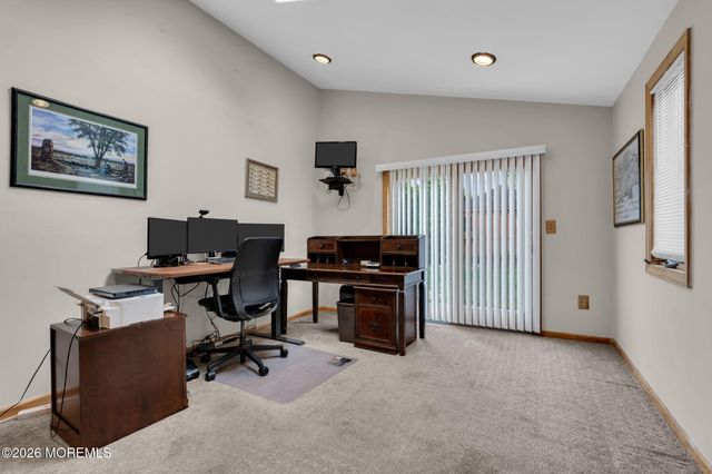19 Grand Teton Avenue, Howell, NJ 07731