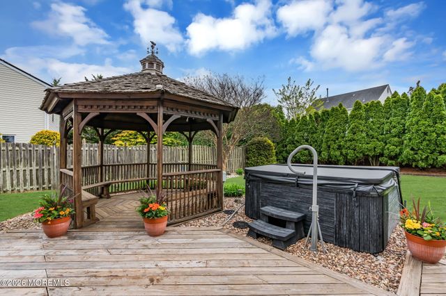 19 Grand Teton Avenue, Howell, NJ 07731