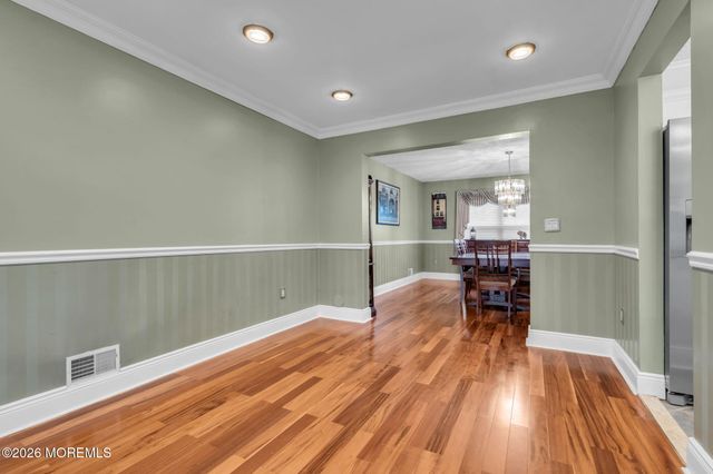 19 Grand Teton Avenue, Howell, NJ 07731