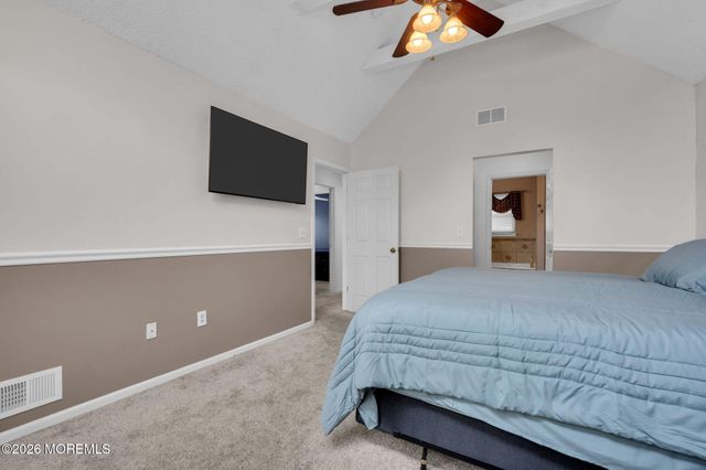 19 Grand Teton Avenue, Howell, NJ 07731
