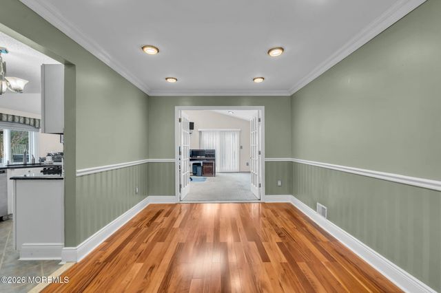 19 Grand Teton Avenue, Howell, NJ 07731