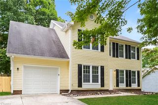 6815 Renwick Court, Greensboro, NC 27410