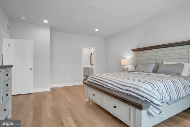 1319 ARLINGTON WAY, Mechanicsburg, PA 17055