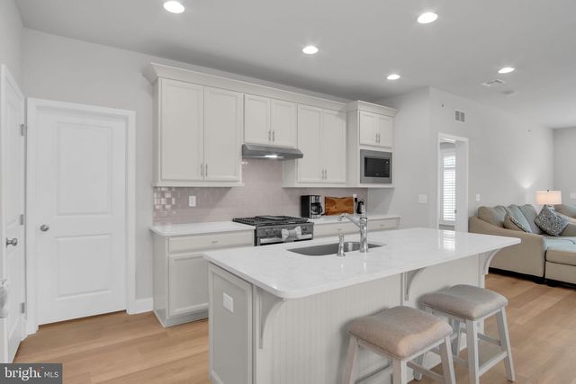 1319 ARLINGTON WAY, Mechanicsburg, PA 17055