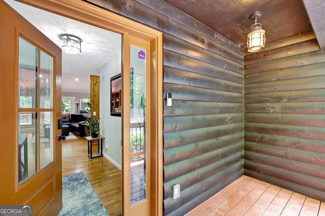 450 Flat Creek Circle, Blue Ridge, GA 30513