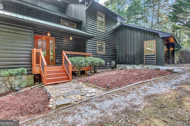450 Flat Creek Circle, Blue Ridge, GA 30513