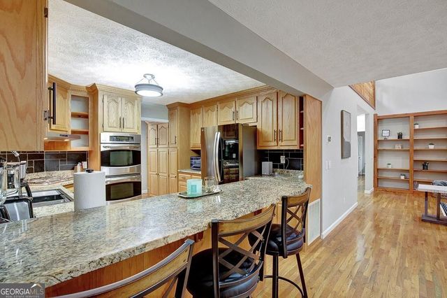 450 Flat Creek Circle, Blue Ridge, GA 30513