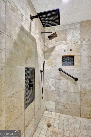 450 Flat Creek Circle, Blue Ridge, GA 30513