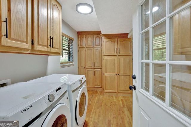 450 Flat Creek Circle, Blue Ridge, GA 30513