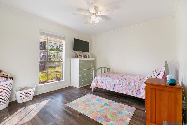 10241 Ardoon Dr, Baker, LA 70714