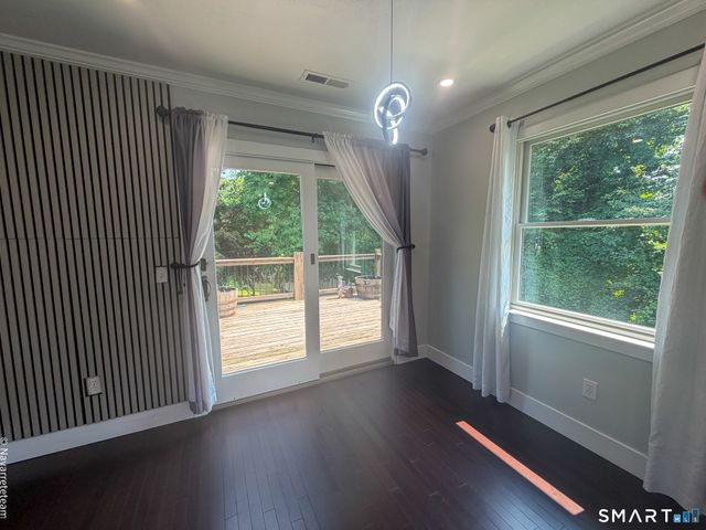 17 Kingsbury Road, Norwalk, CT 06851
