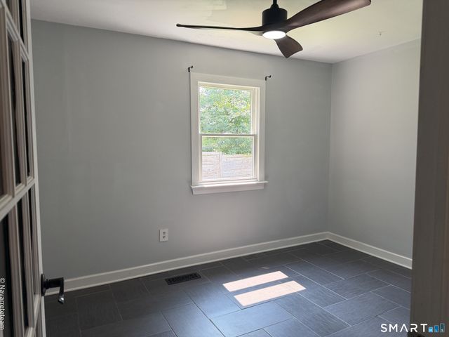 17 Kingsbury Road, Norwalk, CT 06851