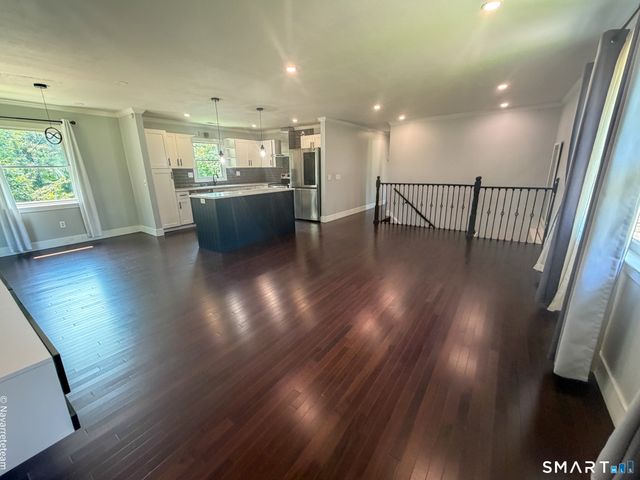 17 Kingsbury Road, Norwalk, CT 06851